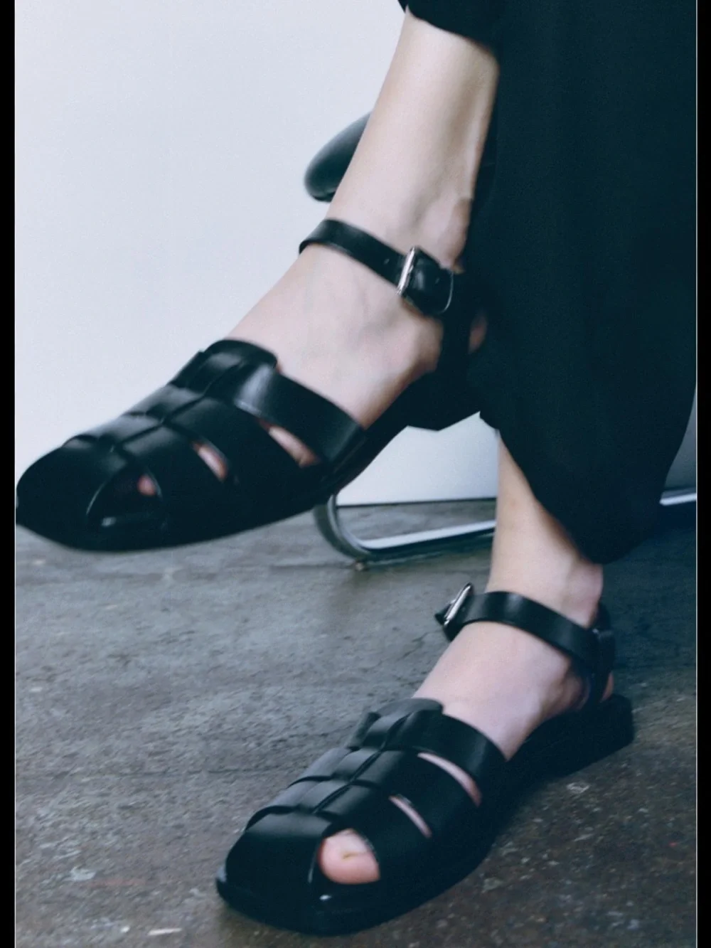 Zara Black Leather Fisherman Sandals - Picture 2 of 5